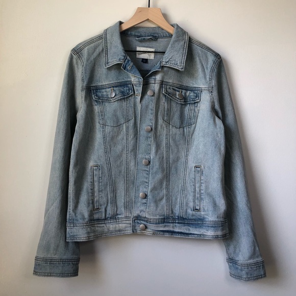 Universal Thread Denim Jacket - Picture 2 of 12